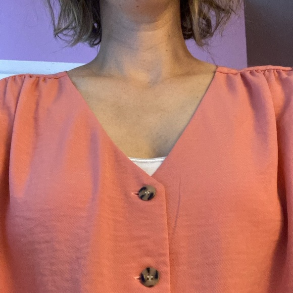 Cleo petites pink button down blouse. Size L - Picture 5 of 5